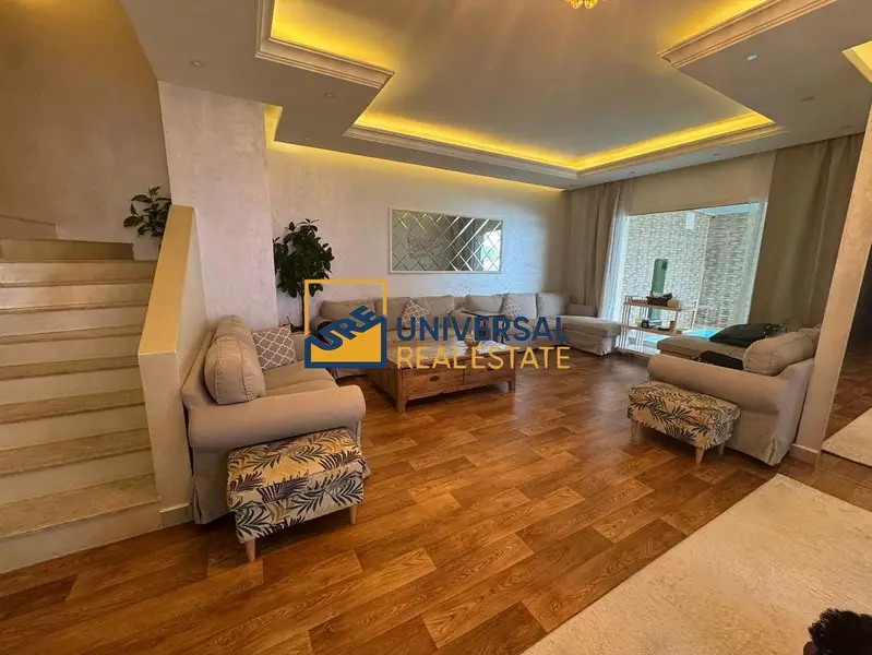Villa 5BR in Al Reef