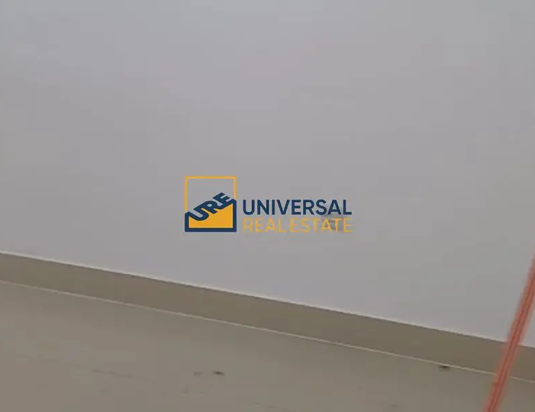 spacious 2-BR Apartment
