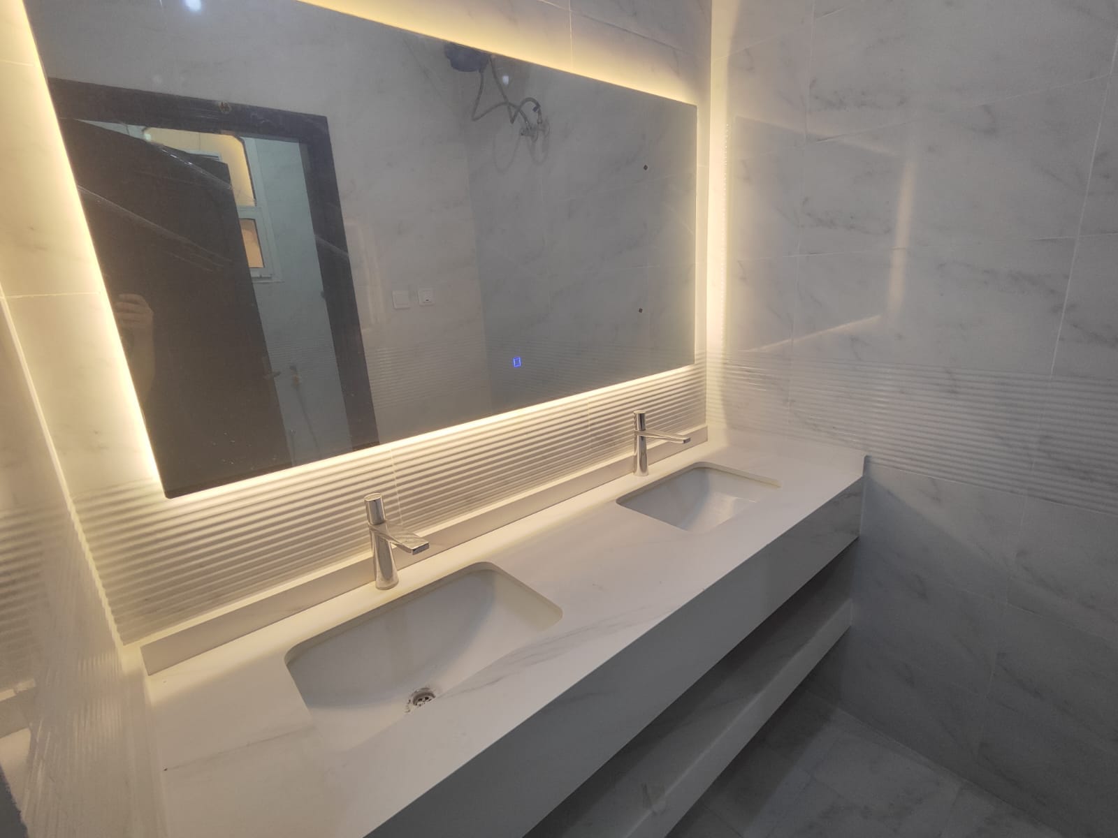 Luxury 6 BR Villa