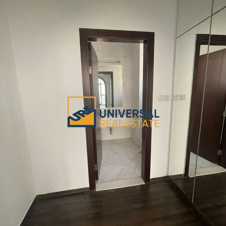 5 BR Villa | Excellent location | Swimming pool
