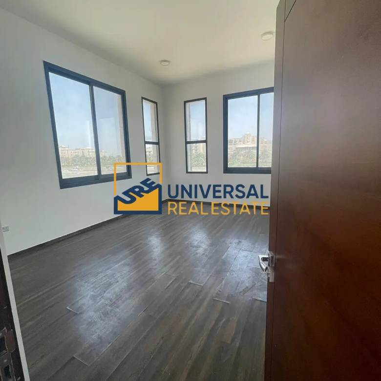 5 BR Villa | Excellent location | Swimming pool