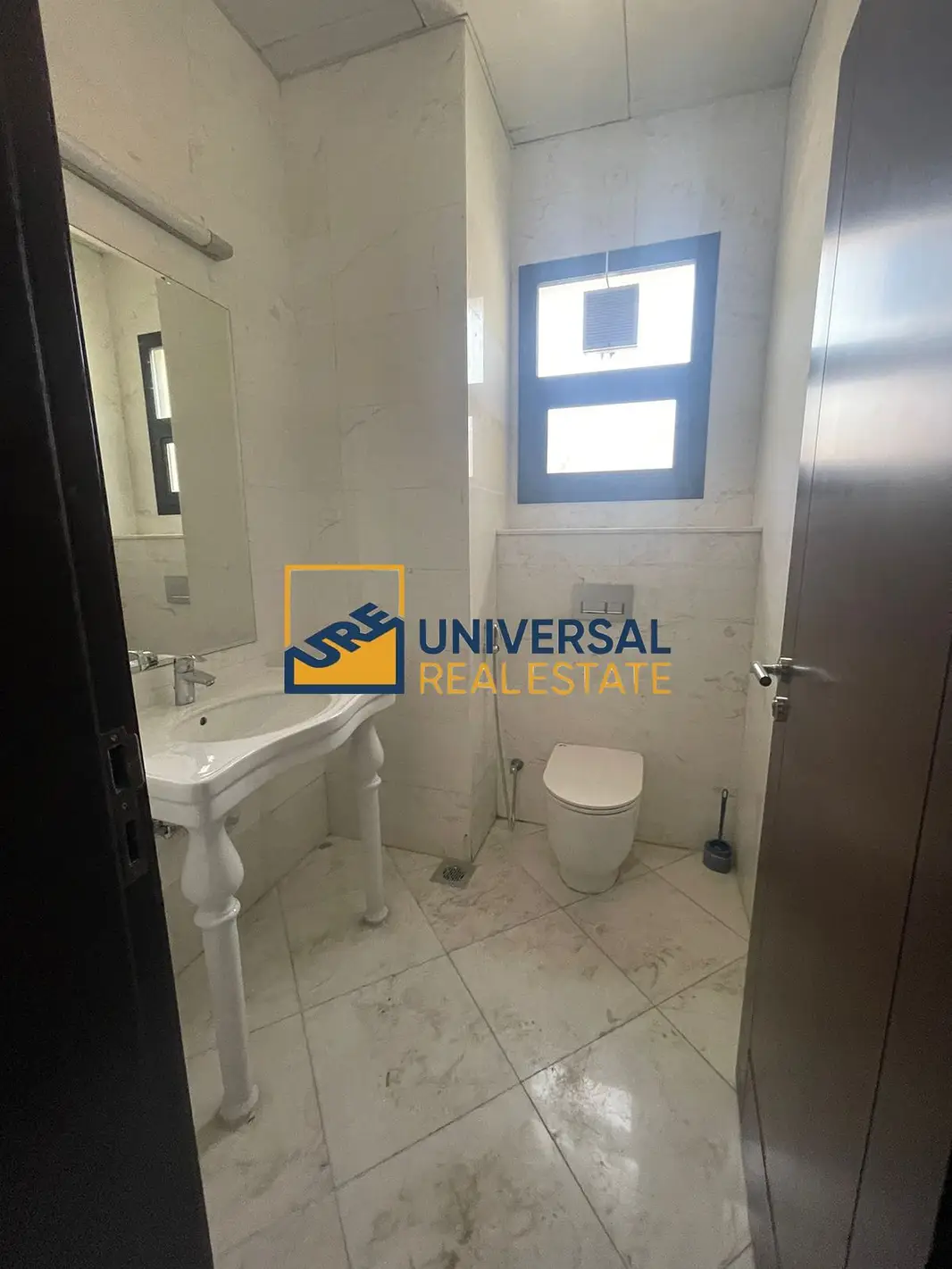 5 BR Villa | Excellent location | Swimming pool