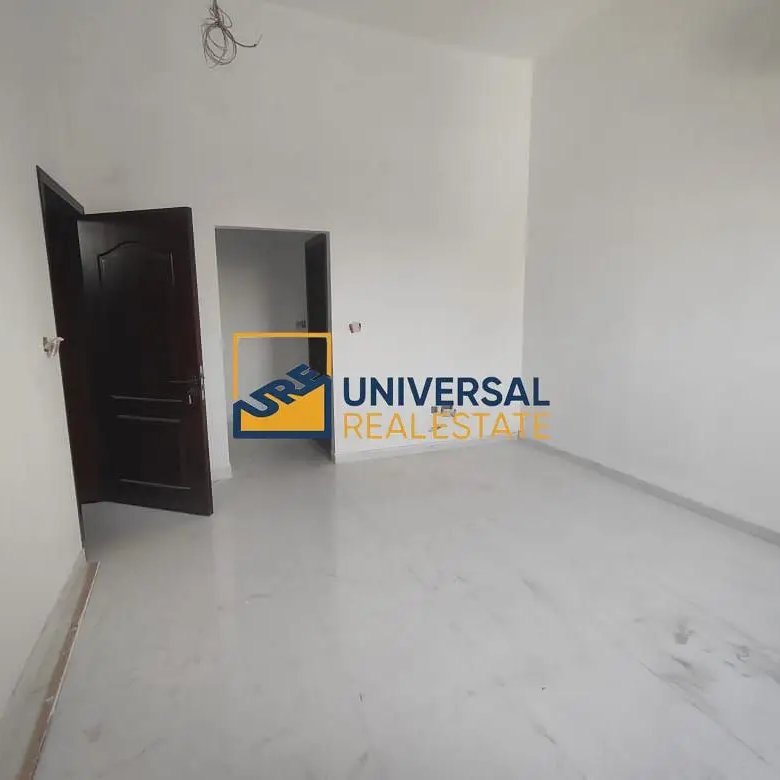 Spacious villa 7 bedrooms | brand new | Excellent location