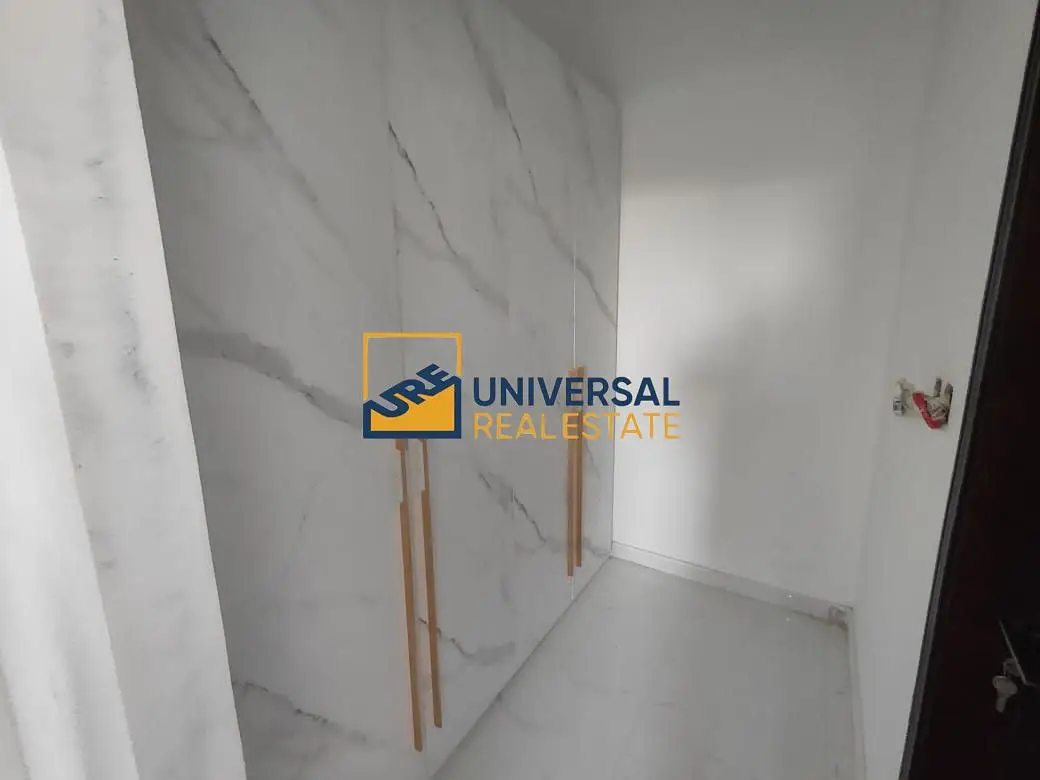 Spacious villa 7 bedrooms | brand new | Excellent location
