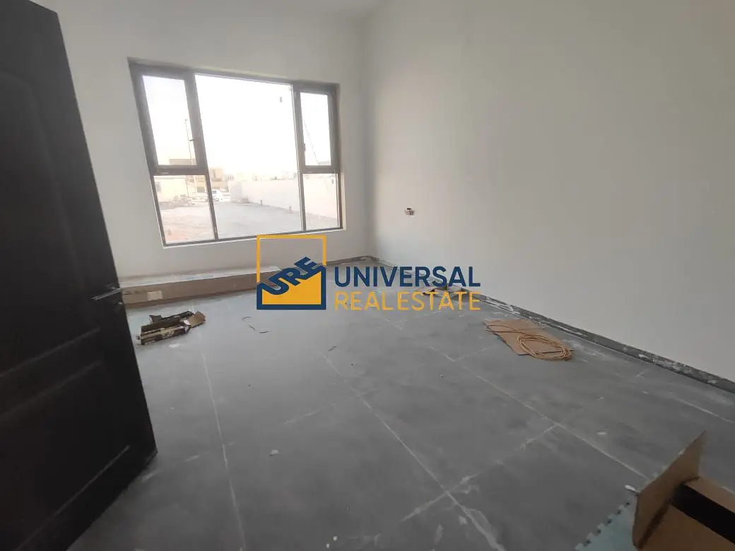 Spacious villa 7 bedrooms | brand new | Excellent location