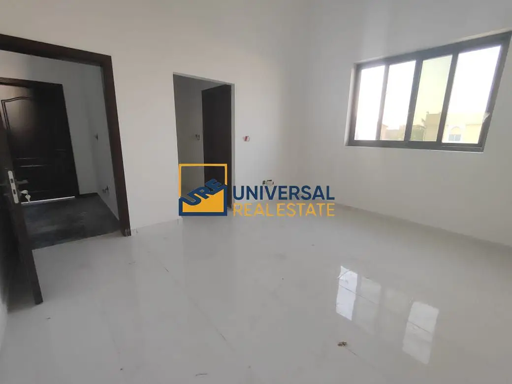 Spacious villa 7 bedrooms | brand new | Excellent location