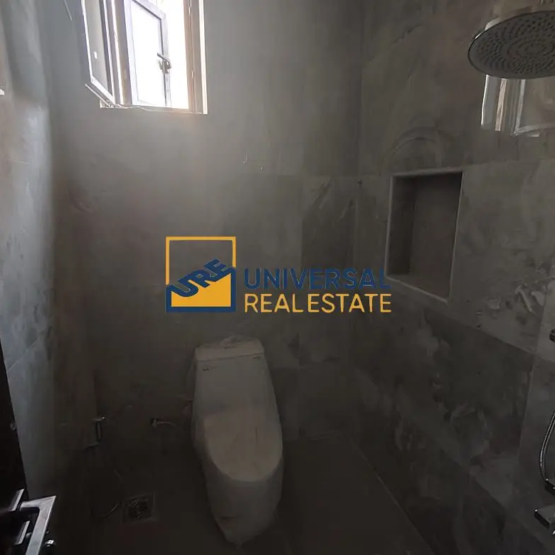 Spacious villa 7 bedrooms | brand new | Excellent location