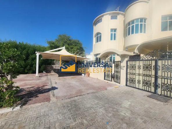 Spacious Villa 6 master Bedrooms | Prime Location