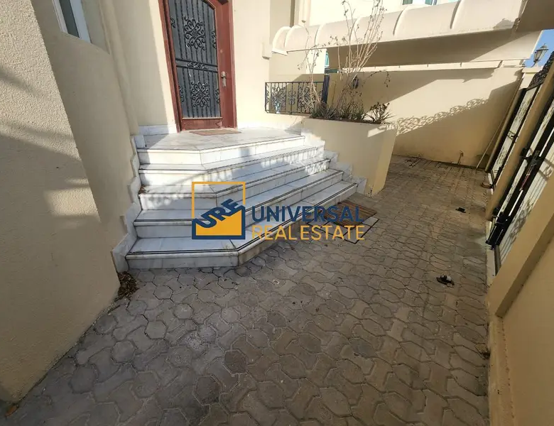 Spacious Villa 6 master Bedrooms | Prime Location