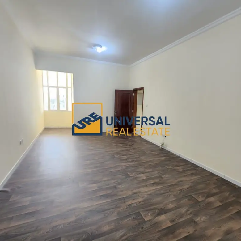 Spacious Villa 6 master Bedrooms | Prime Location