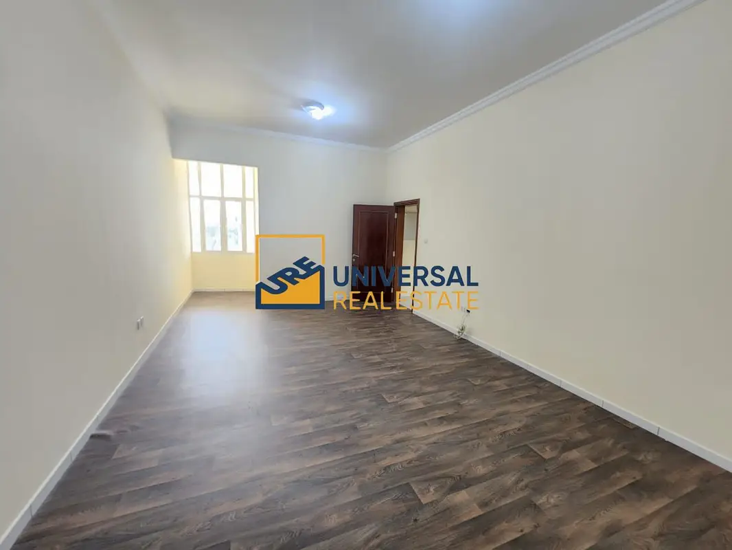 Spacious Villa 6 master Bedrooms | Prime Location