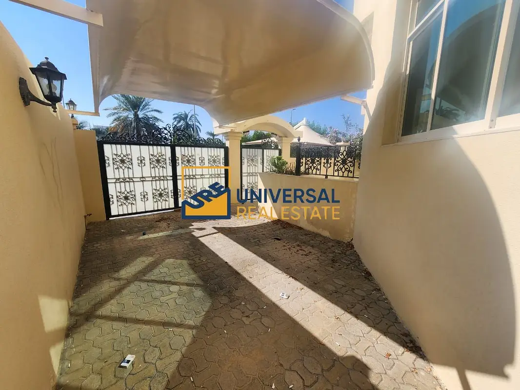 Spacious Villa 6 master Bedrooms | Prime Location