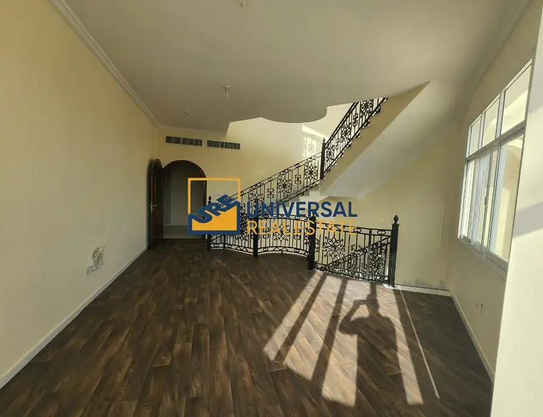 Spacious Villa 6 master Bedrooms | Prime Location