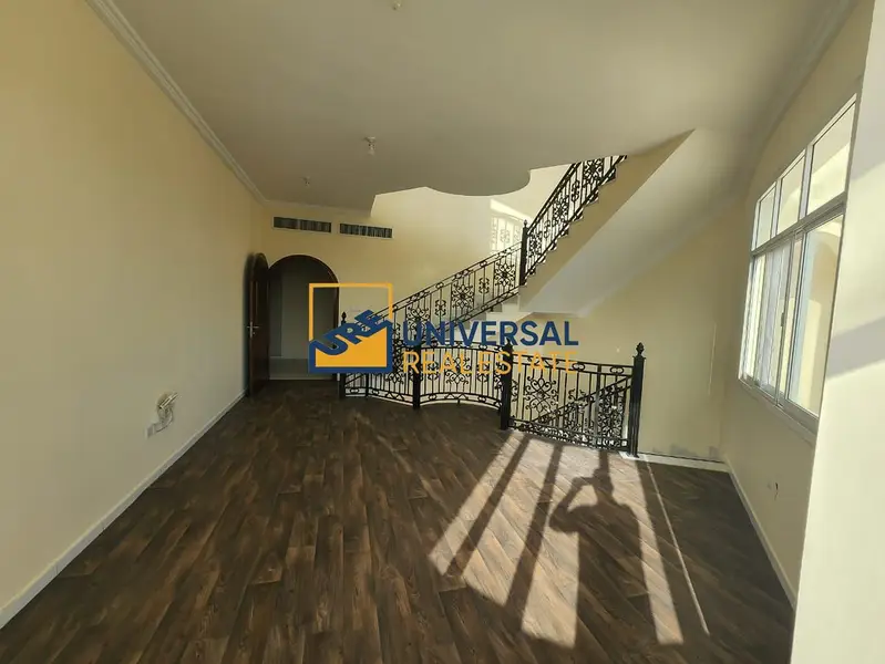 Spacious Villa 6 master Bedrooms | Prime Location