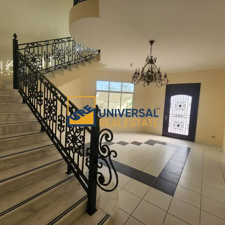 Spacious Villa 6 master Bedrooms | Prime Location