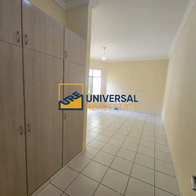 Spacious Villa 6 master Bedrooms | Prime Location