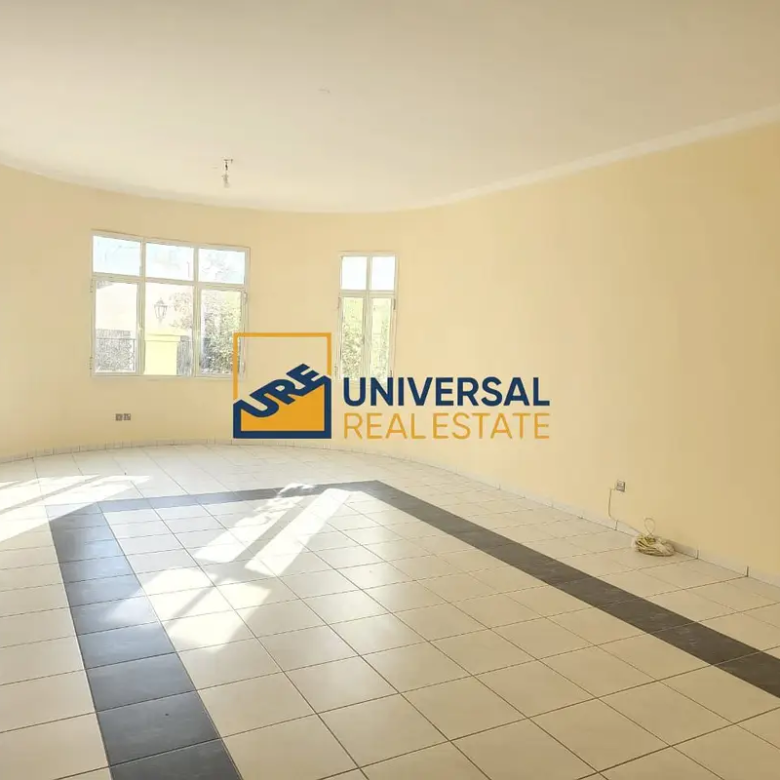 Spacious Villa 6 master Bedrooms | Prime Location