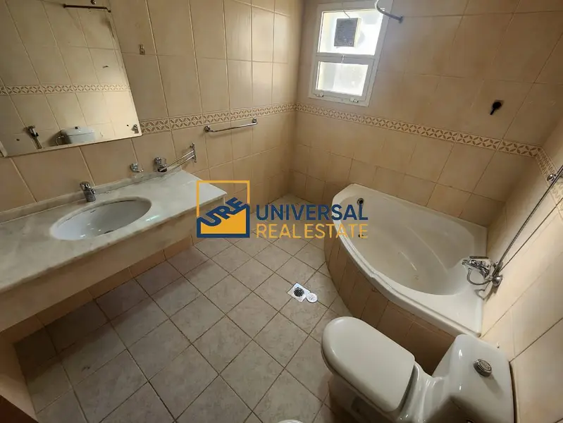 Spacious Villa 6 master Bedrooms | Prime Location