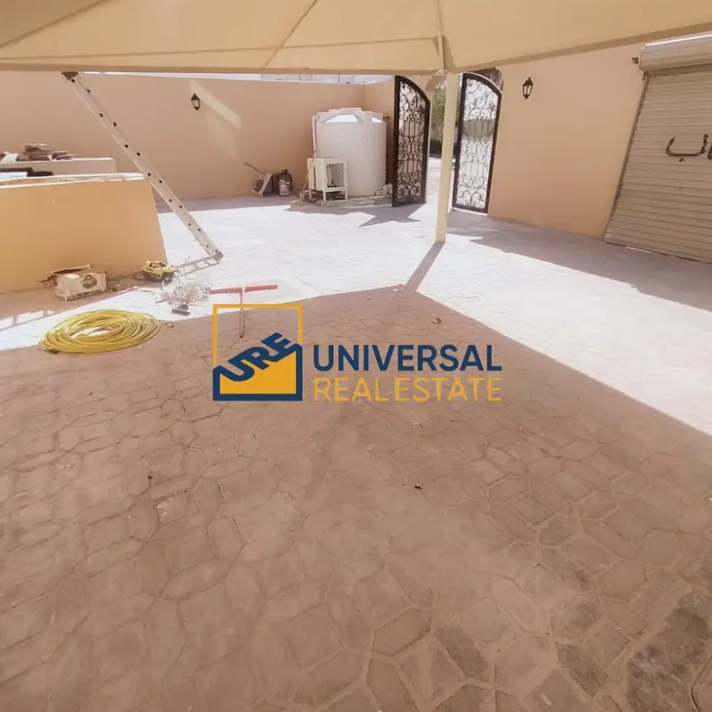 Spacious Villa 7 Bedrooms | Prime Location | Driver's room