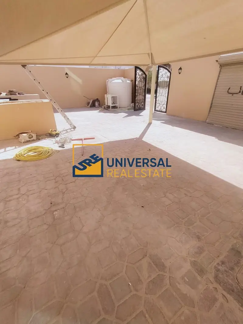 Spacious Villa 7 Bedrooms | Prime Location | Driver's room
