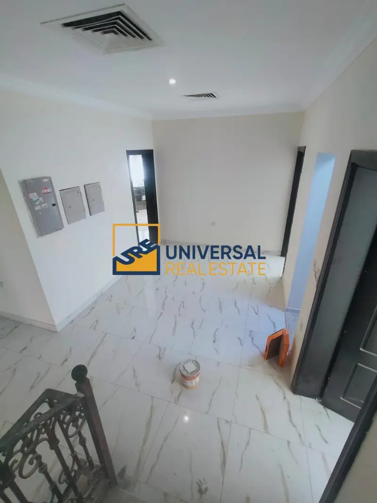 Spacious Villa 7 Bedrooms | Prime Location | Driver's room