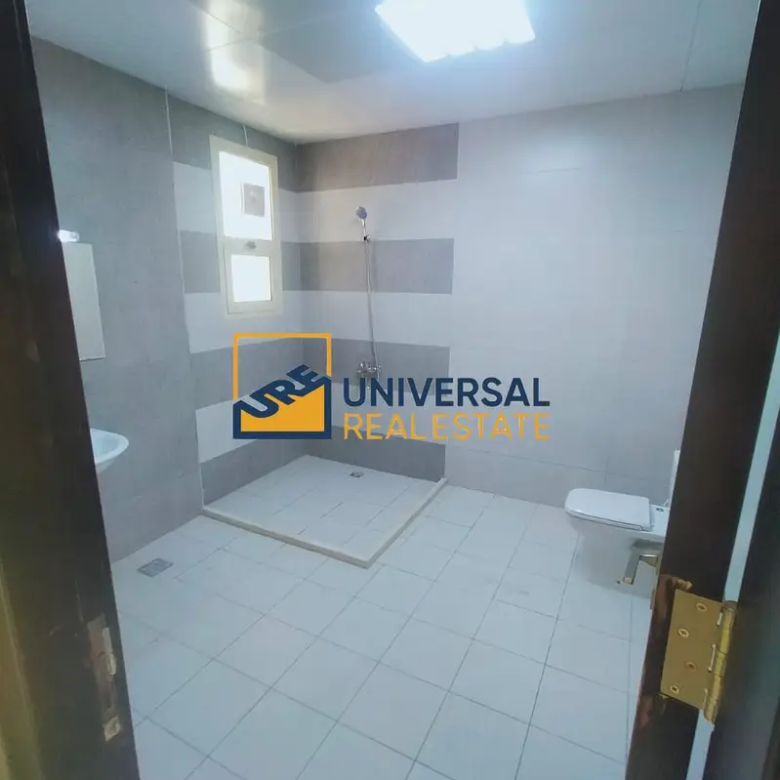 Spacious Villa 7 Bedrooms | Prime Location | Driver's room