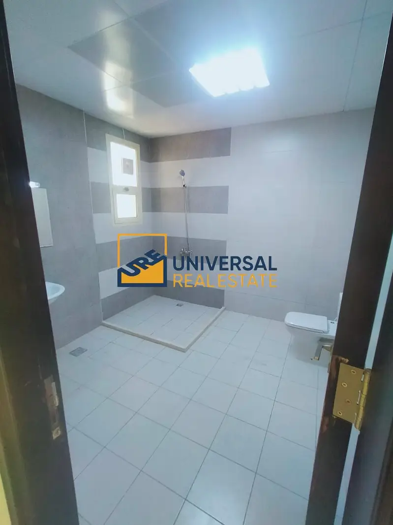 Spacious Villa 7 Bedrooms | Prime Location | Driver's room