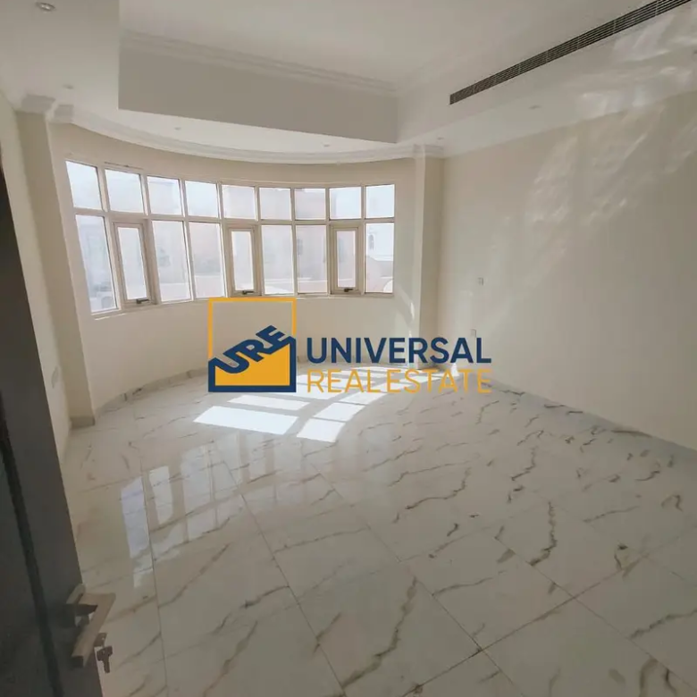 Spacious Villa 7 Bedrooms | Prime Location | Driver's room