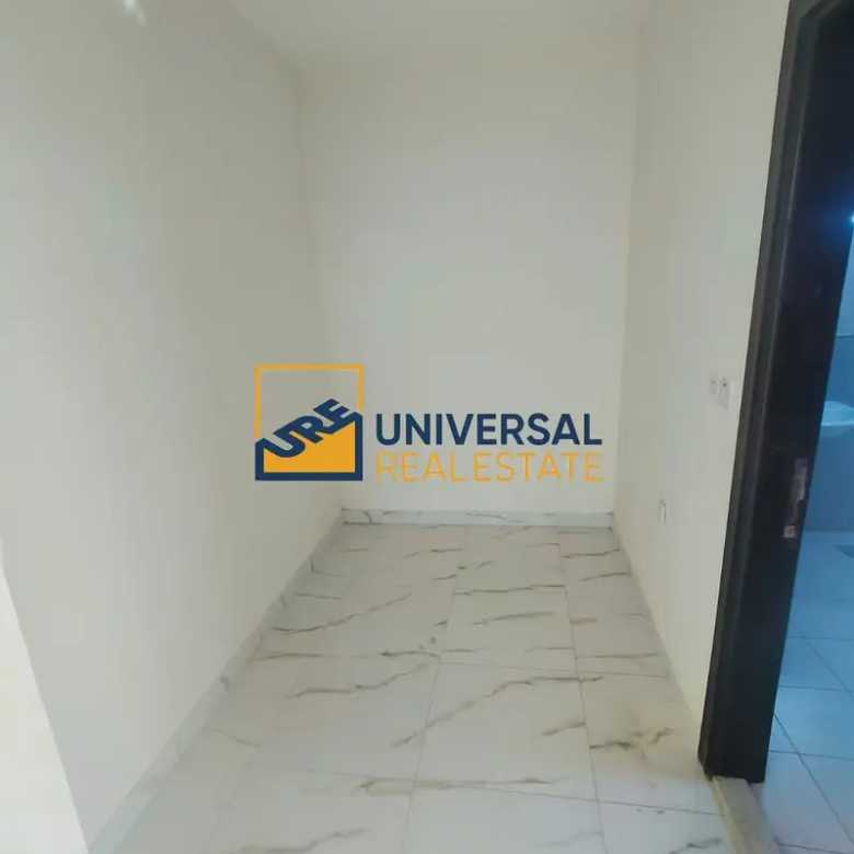 Spacious Villa 7 Bedrooms | Prime Location | Driver's room