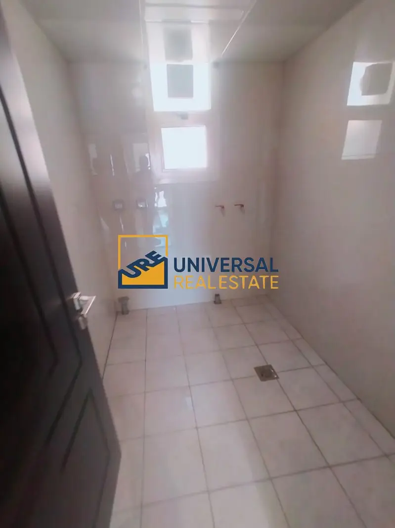 Spacious Villa 7 Bedrooms | Prime Location | Driver's room