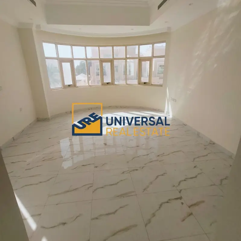 Spacious Villa 7 Bedrooms | Prime Location | Driver's room