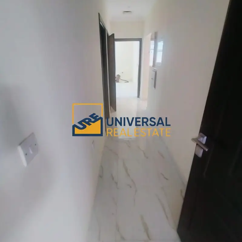 Spacious Villa 7 Bedrooms | Prime Location | Driver's room