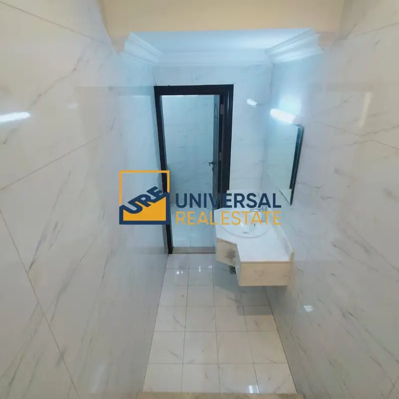 Spacious Villa 7 Bedrooms | Prime Location | Driver's room