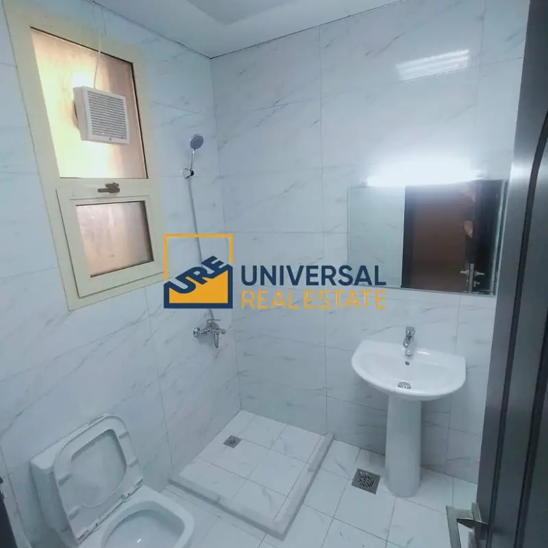 Spacious Villa 7 Bedrooms | Prime Location | Driver's room