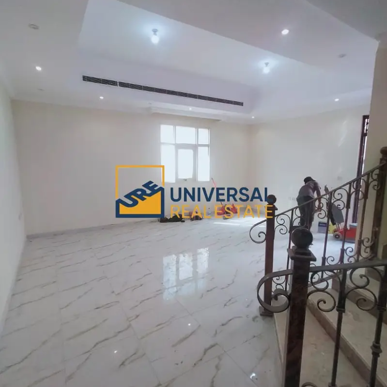 Spacious Villa 7 Bedrooms | Prime Location | Driver's room