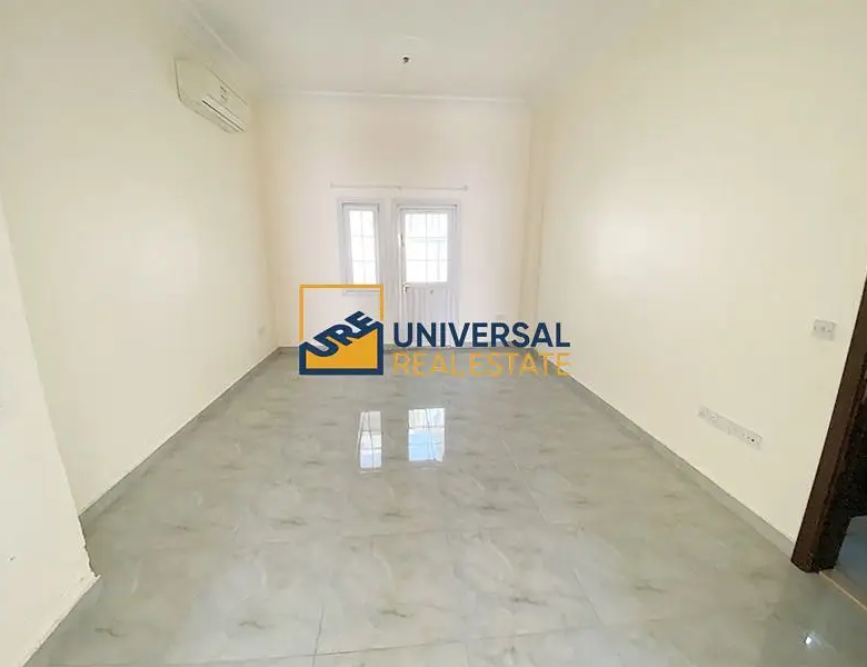 Spacious 5 Bedrooms | Prime Location |