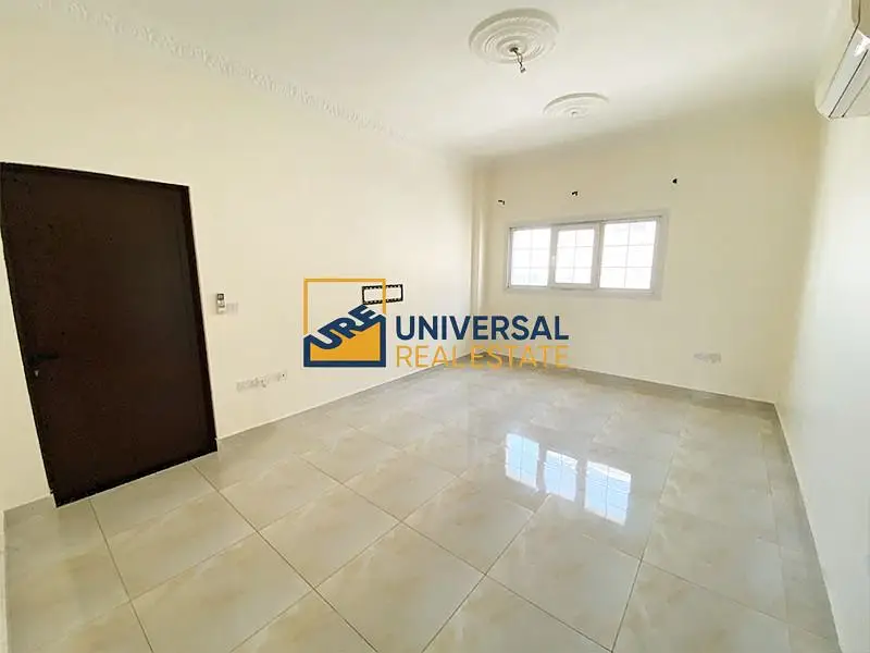 Spacious 5 Bedrooms | Prime Location |