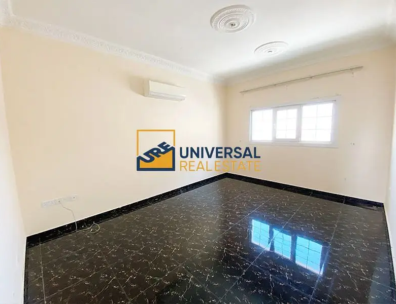 Spacious 5 Bedrooms | Prime Location |