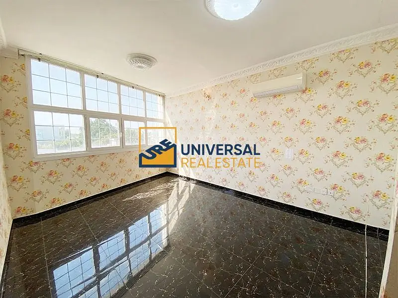 Spacious 5 Bedrooms | Prime Location |