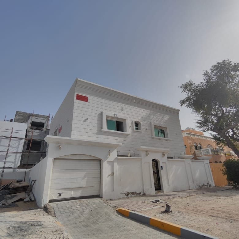 Luxury 6 BR Villa