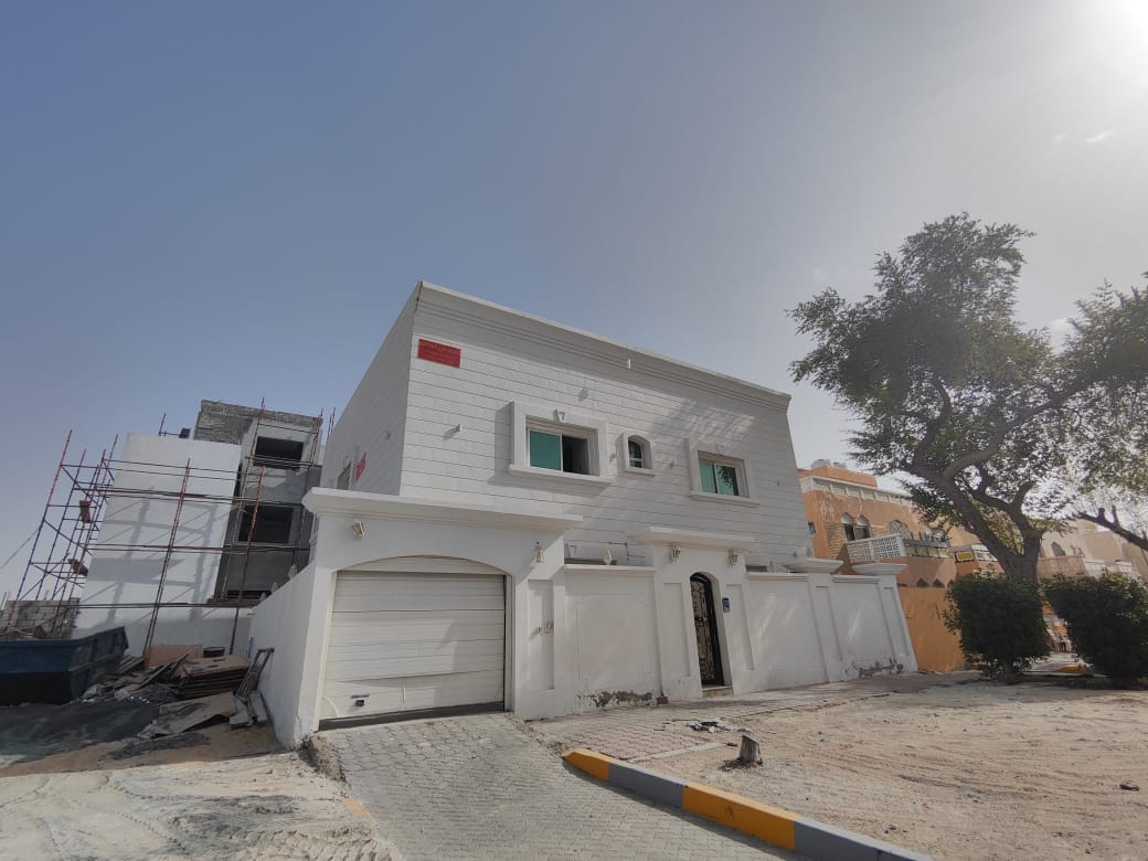 Luxury 6 BR Villa